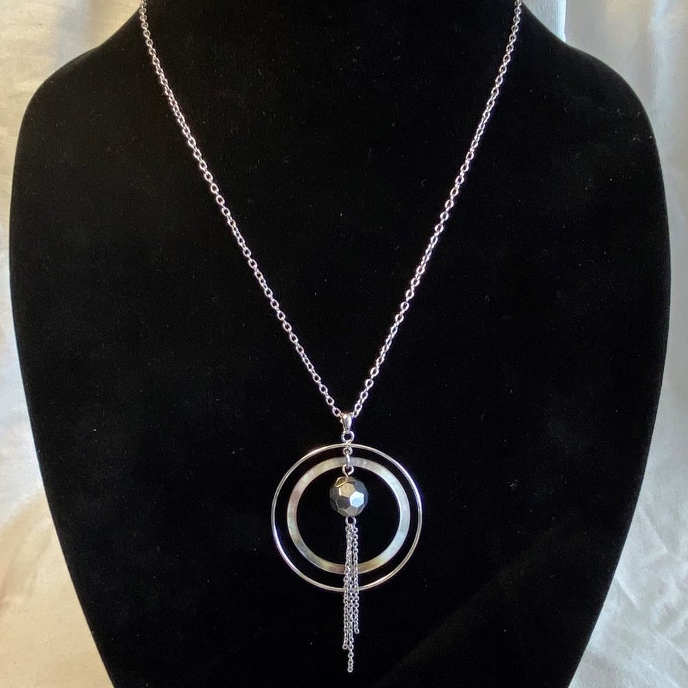 Cookie Lee - NWT Shell & Dangle Boho Necklace